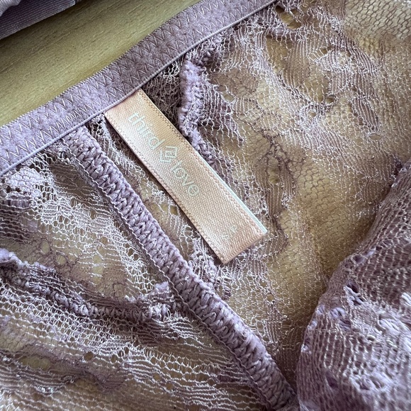 Third Love 24/7® Classic Wireless Bra in XS+ and Brief S - Picture 3 of 5